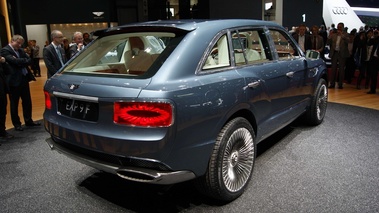 Salon de Genève 2012 - Bentley EXP 9 F bleu 3/4 arrière droit