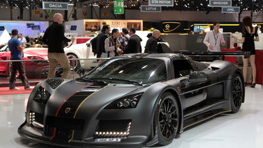 Salon de Genève 2012 - Gumpert Apollo Enraged noir mate 3/4 avant gauche