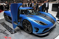 Salon de Genève 2012 - Koenigsegg Agera R bleu mate 3/4 avant droit portes ouvertes