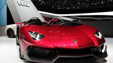 Salon de Genève 2012 - Lamborghini Aventador J rouge face avant