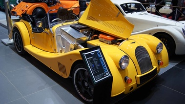 Salon de Genève 2012 - Morgan +E jaune 3/4 avant droit