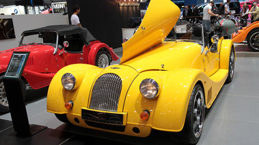 Salon de Genève 2012 - Morgan +E jaune 3/4 avant gauche