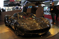 Salon de Genève 2012 - Pagani Huayra carbone 3/4 avant droit porte ouverte