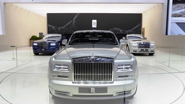 Salon de Genève 2012 - Rolls Royce Phantom MkII gris face avant