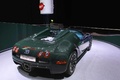 Salon de Genève 2013 - Bugatti Veyron Grand Sport chrome/carbone vert 3/4 arrière droit