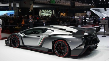 Salon de Genève 2013 - Lamborghini Veneno 3/4 arrière gauche