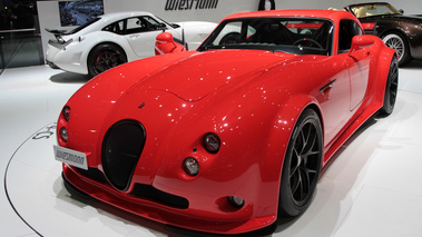 Salon de Genève 2013 - Wiesmann MF5 GT rouge 3/4 avant gauche