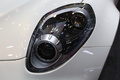 Alfa Romeo 4C Spider blanc phares avant