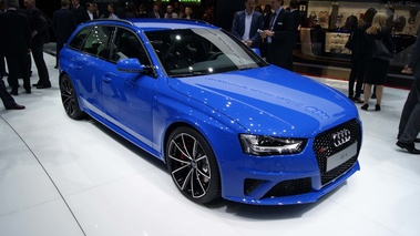 Audi RS4 Nogaro 3/4 avant droit