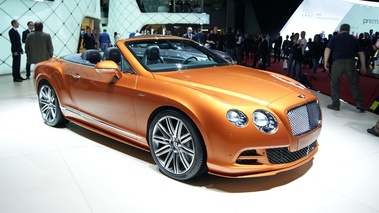 Bentley Continental GTC Speed orange 3/4 avant droit