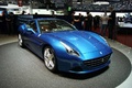 Ferrari California T bleu 3/4 avant droit