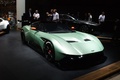 Aston Martin Vulcan vert 3/4 avant droit