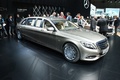 Mercedes S600 Maybach Pullman beige 3/4 avant droit