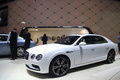 Salon de Genève 2016 - Bentley Flying Spur V8 S blanc 3/4 avant gauche