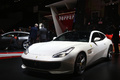 Salon de Genève 2016 - Ferrari GTC/4 Lusso blanc 3/4 avant gauche