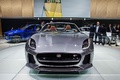 Salon de Genève 2016 - Jaguar F-Type SVR anthracite face avant