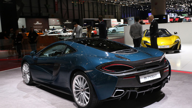 Salon de Genève 2016 - McLaren 570GT vert 3/4 arrière gauche