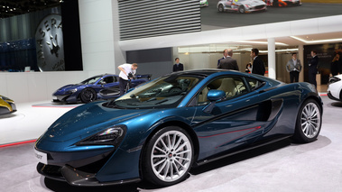 Salon de Genève 2016 - McLaren 570GT vert 3/4 avant gauche