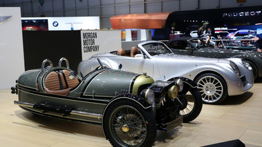 Salon de Genève 2016 - Morgan 3-Wheeler anthracite 3/4 avant droit