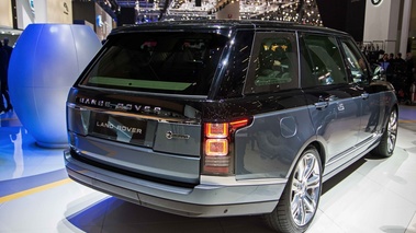 Salon de Genève 2016 - Range Rover Autobiography bleu/noir 3/4 arrière droit