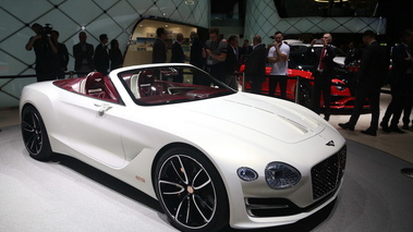 Salon de Genève 2017 - Bentley EXP 12 Speed 6e 3/4 avant droit