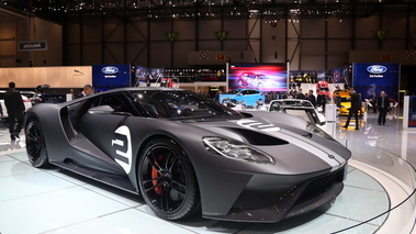 Salon de Genève 2017 - Ford GT II Heritage Edition 3/4 avant droit