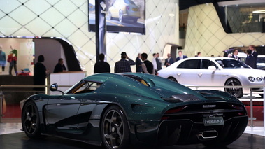 Salon de Genève 2017 - Koenigsegg Regera vert 3/4 arrière gauche