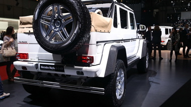 Salon de Genève 2017 - Mercedes Maybach G650 Landaulet blanc 3/4 arrière droit