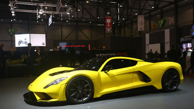 Salon de Genève 2018 - Hennessey Venom F5 jaune 3/4 avant gauche