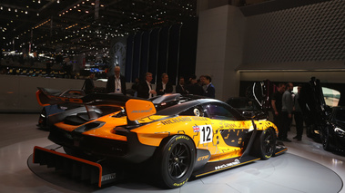 Salon de Genève 2018 - McLaren Senna GTR orange/noir 3/4 arrière droit