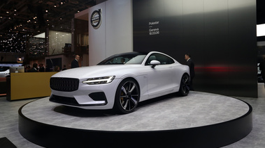 Salon de Genève 2018 - Polestar 1 blanc 3/4 avant gauche