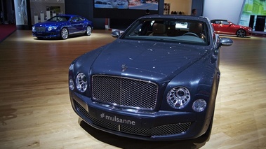 Mondial de l'Automobile de Paris 2012 - Bentley Mulsanne Executive Interior anthracite face avant