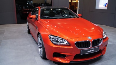 Mondial de l'Automobile de Paris 2012 - BMW M6 orange 3/4 avant droit