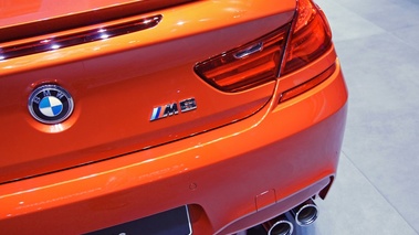 Mondial de l'Automobile de Paris 2012 - BMW M6 orange logos coffre