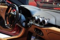 Mondial de l'Automobile de Paris 2012 - Ferrari F12 Berlinetta rouge tableau de bord