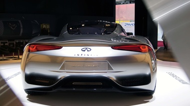 Mondial de l'Automobile de Paris 2012 - Infiniti Emerg-E Concept face arrière