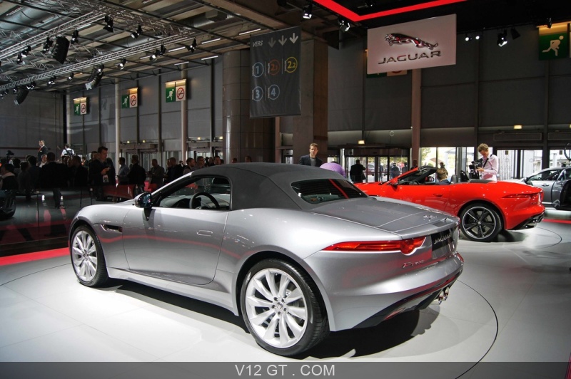 Mondial de l'Automobile de Paris 2012 Jaguar FType S V6 anthracite 3
