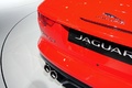 Mondial de l'Automobile de Paris 2012 - Jaguar F-Type S V8 rouge logos coffre