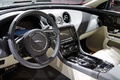 Mondial de l'Automobile de Paris 2012 - Jaguar XJ Ultimate noir tableau de bord