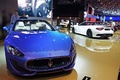 Mondial de l'Automobile de Paris 2012 - Maserati GranCabrio Sport bleu face avant