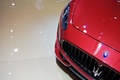 Mondial de l'Automobile de Paris 2012 - Maserati GranTurismo Sport bordeaux phare avant