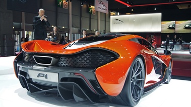 Mondial de l'Automobile de Paris 2012 - McLaren P1 orange 3/4 arrière droit 2