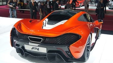 Mondial de l'Automobile de Paris 2012 - McLaren P1 orange 3/4 arrière droit