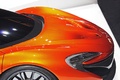 Mondial de l'Automobile de Paris 2012 - McLaren P1 orange capot