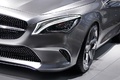 Mondial de l'Automobile de Paris 2012 - Mercedes Concept Style Coupé phare avant