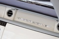 Mondial de l'Automobile de Paris 2012 - Rolls Royce Phantom Drophead Coupe Series II bleu nacre tableau de bord