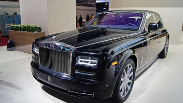 Mondial de l'Automobile de Paris 2012 - Rolls Royce Phantom Series II noir 3/4 avant gauche