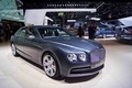 Bentley Flying Spur bleu 3/4 avant droit 