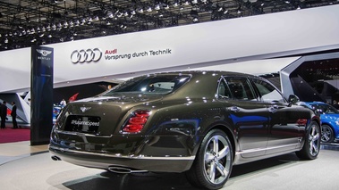 Bentley Mulsanne Speed vert 3/4 arrière droit 