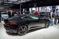 Jaguar F-Type V8 S Coupe noir 3/4 arrière droit 